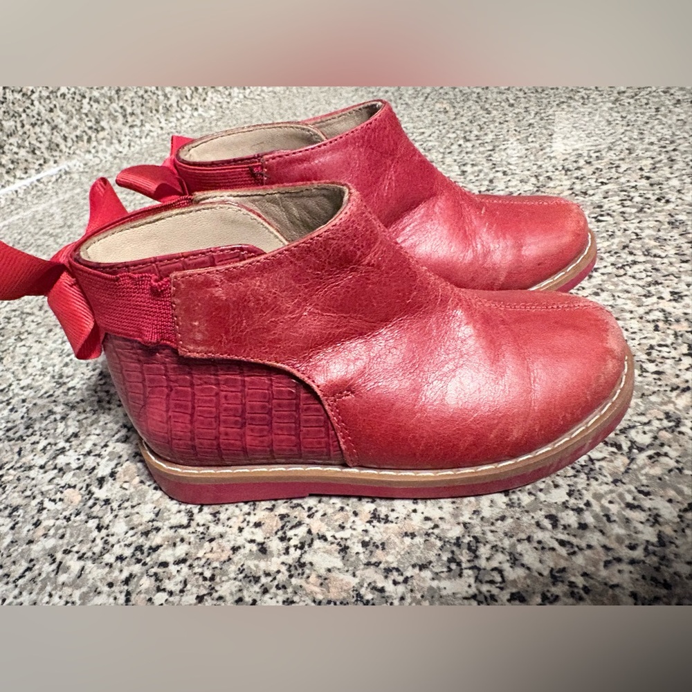 Elephantito Annabelle leather Moc-Croc booties